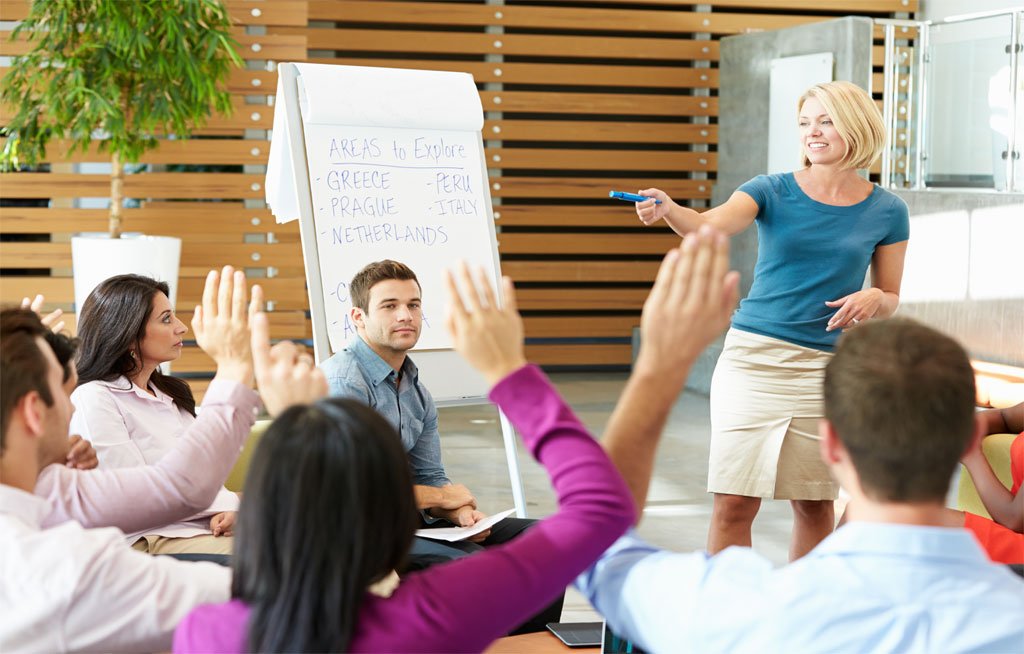 Don&rsquo;t Miss These Business Meeting Etiquette Guidelines